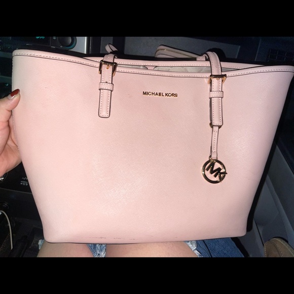 Michael Kors Handbags - Micheal Kors purse and wallet